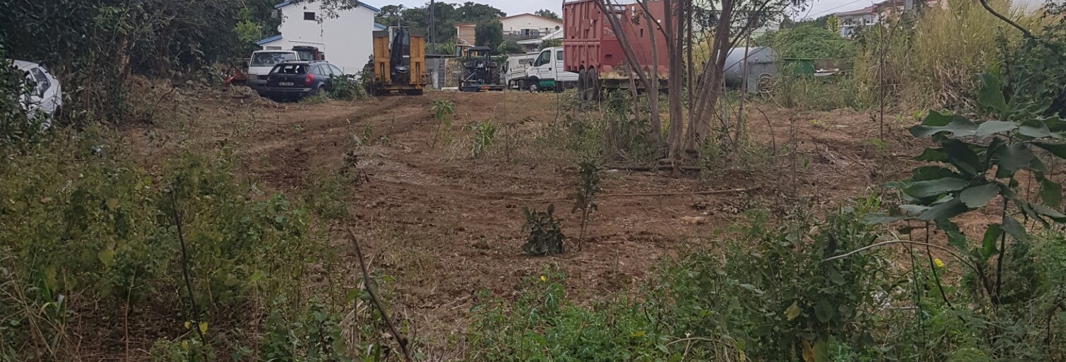 Terrain  580 m² à vendre à Sainte-Marie (97438)