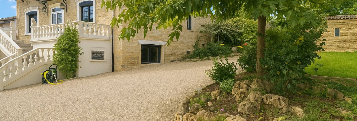 Maison 8 Pièces 279 m² à vendre à Mâcon (71000)