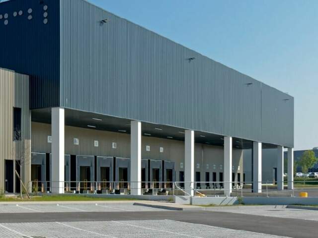 ENTREPOT LOGISTIQUE à LOUER — photo du bien