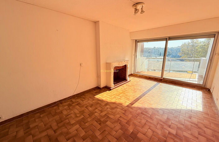 Agde  T3 traversant de 68 m² avec deux terrasses et garage. Vue Hérault — photo 2