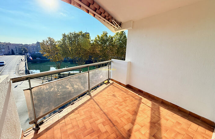 Agde  T3 traversant de 68 m² avec deux terrasses et garage. Vue Hérault — photo 3