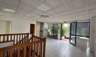 Immeuble  223 m² à vendre à L'Isle-Jourdain (32600)