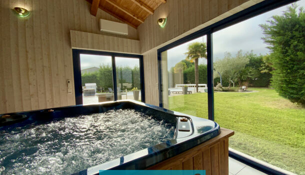 Villa / Maison 9 pièces  à vendre Saint-Savinien 17350