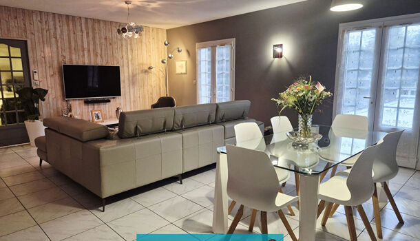 Villa / Maison 9 pièces  à vendre Saint-Savinien 17350