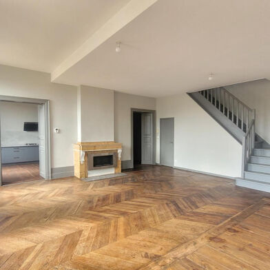 Appartement 6 pièces 159000 €