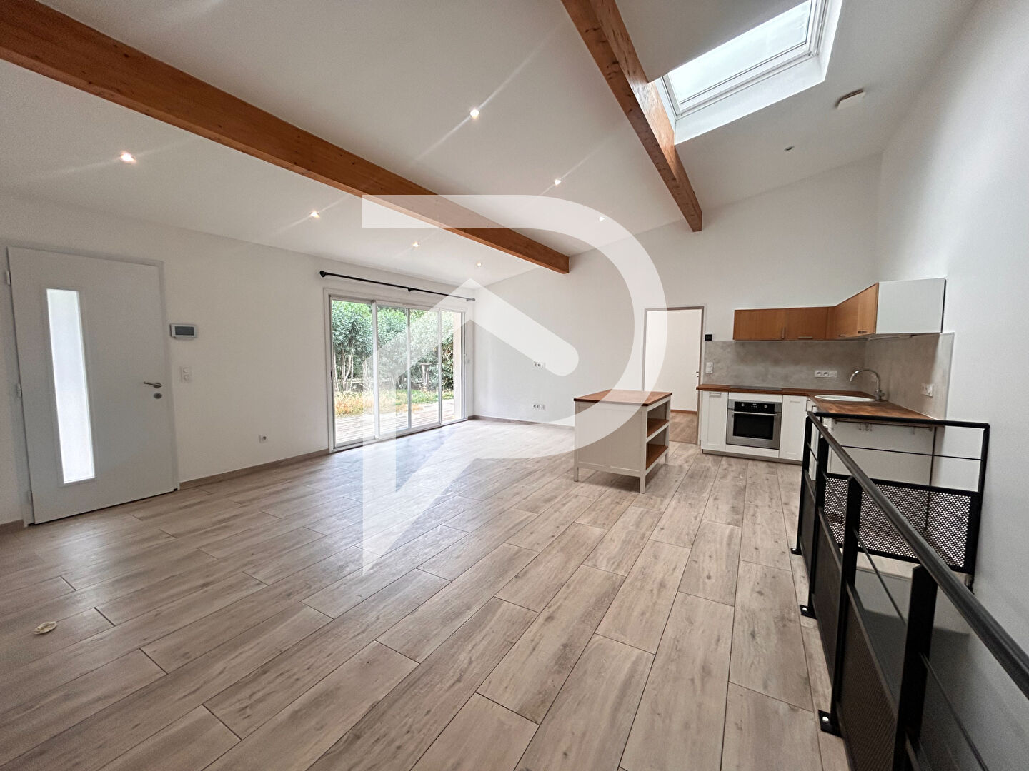 Villa / Maison  T5 à vendre Générac 30510