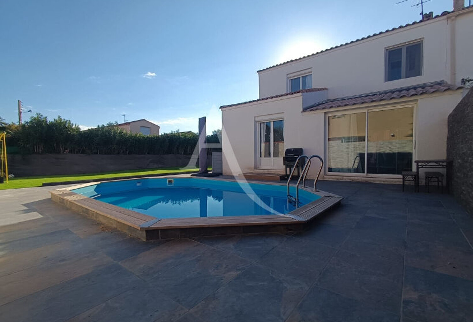 Frontignan - Maison T4 de 136M² avec piscine et garage... — photo 1
