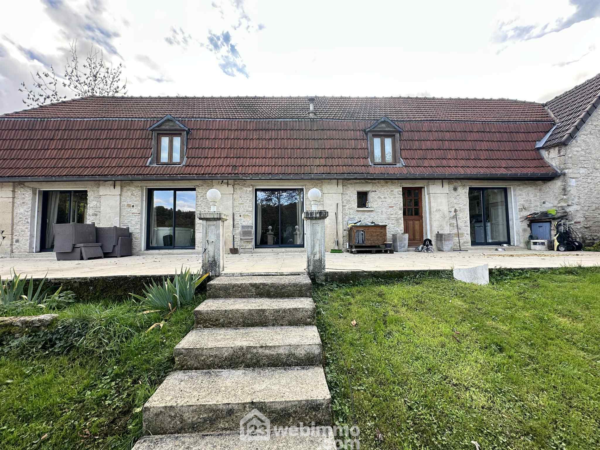 Maison - 255m² - Orgeval