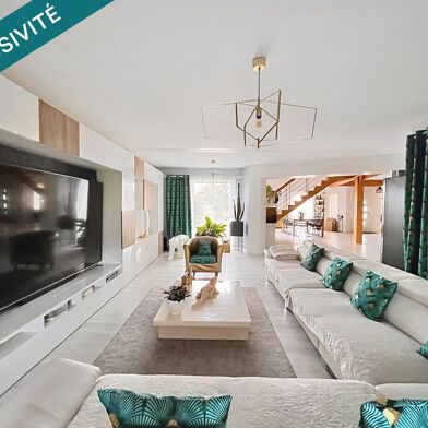 Maison 6 pièces 385000 €