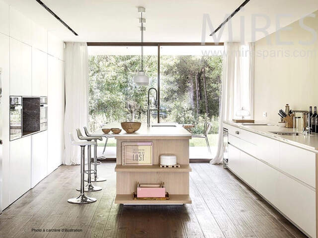 SUPERBE APPARTEMENT T4 EN REZ DE JARDIN À LA CIOTAT — photo du bien