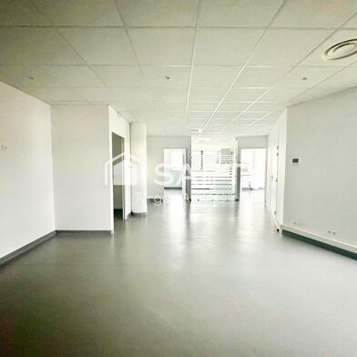 Commerce 6 pièces 220000 €