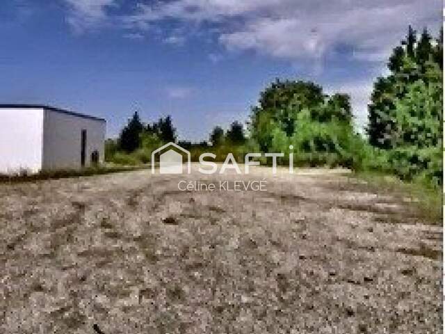 TERRAIN CONSTRUCTIBLE VIABILISE 1613m² — photo du bien