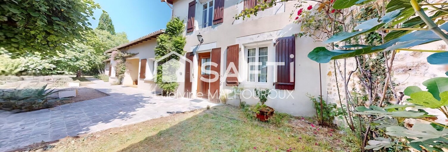 Maison 6 Pièces 137 m² à vendre à Saint-Adjutory (16310)