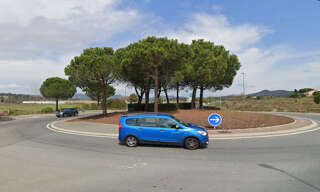 Garage  50 m² à vendre à Fréjus (83600)