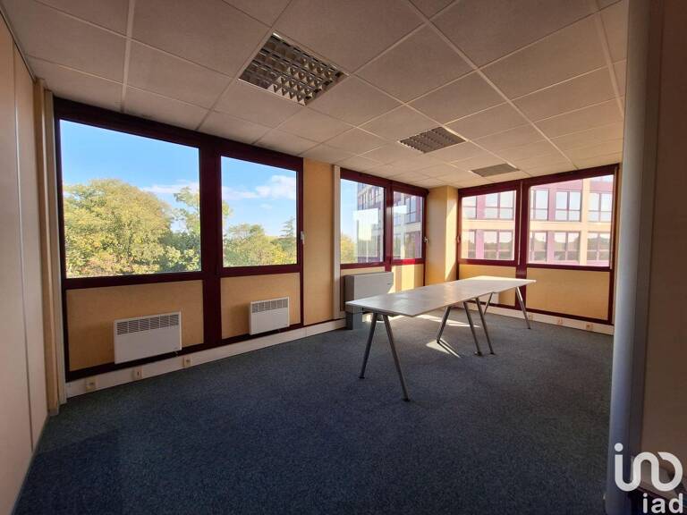 Vente Bureaux 115 m&sup2; — photo 1
