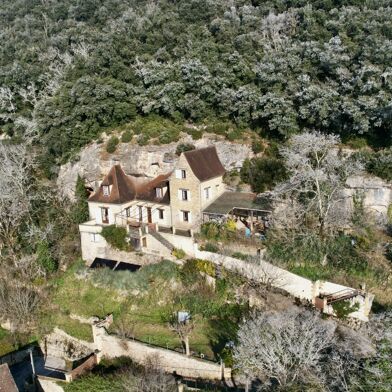 Maison 5 pièces 395000 €