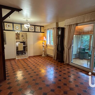 Maison 5 pièces 220000 €