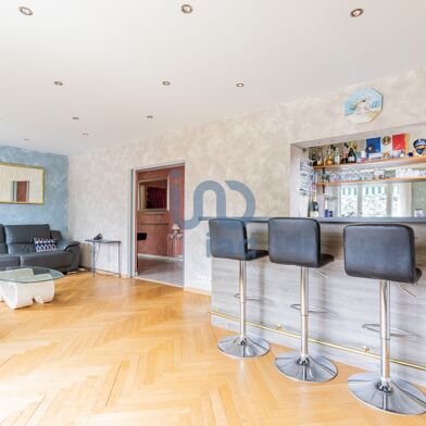 Maison 10 pièces 799000 €