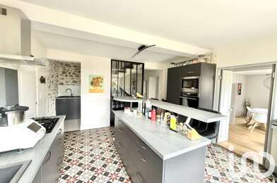 Maison 8 pièces 328200 €