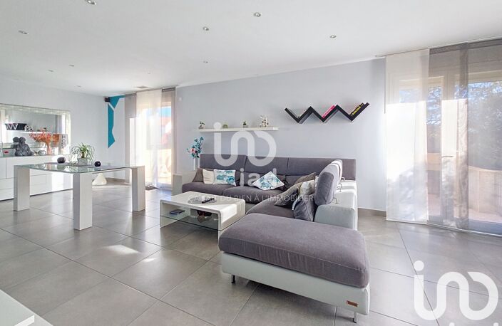 Vente Maison/villa 7 pièces — photo 2