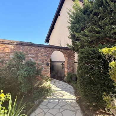 Maison 9 pièces 569000 €