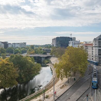 Appartement 4 pièces 357844 €