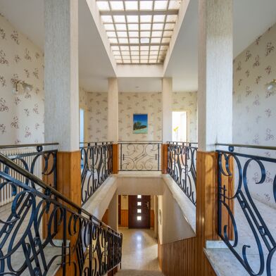 Maison 9 pièces 320000 €