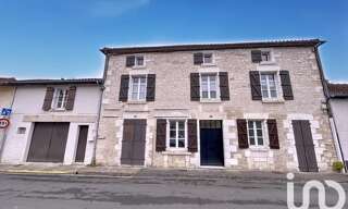 Maison 5 Pièces 188 m² à vendre à La Rochefoucauld-en-Angoumois (16110)
