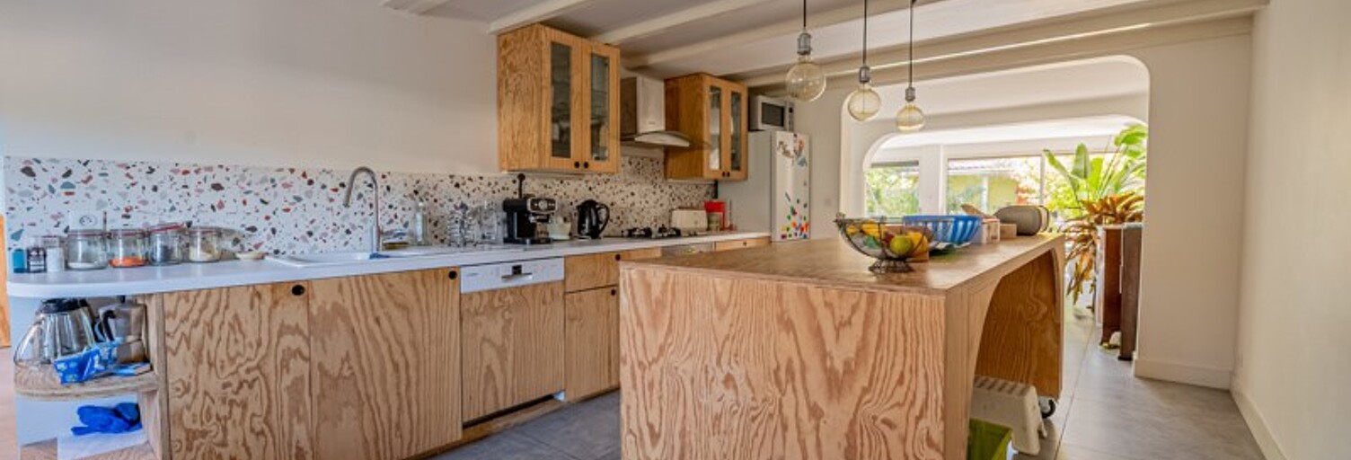 Maison 6 Pièces 200 m² à vendre à Cenon (33150)