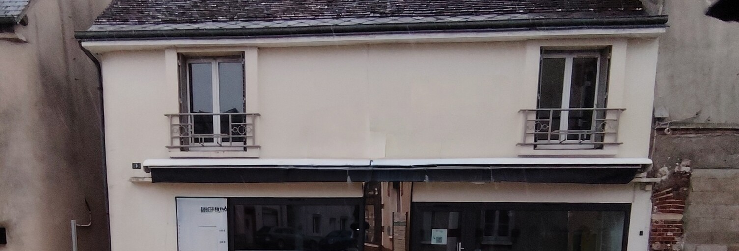 Immeuble  130 m² à vendre à Les Villages Vovéens (28150)