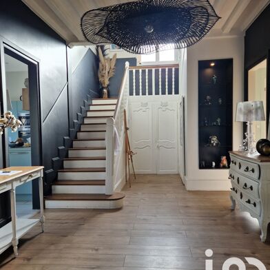 Maison 7 pièces 550000 €