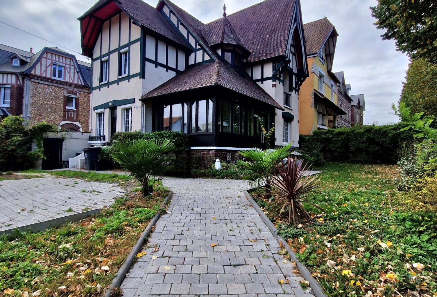 Vente Demeure 7 pièces — photo 1