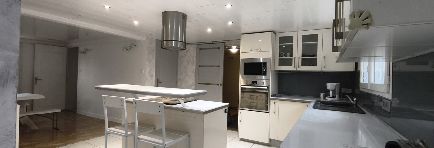 Maison 8 Pièces 154 m² à vendre à Saint-Michel (16470)