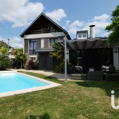 Maison 7 pièces 573000 €