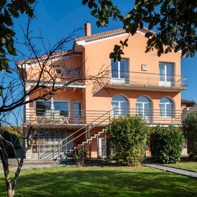 Maison 7 pièces 262400 €