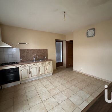 Maison 4 pièces 84800 €