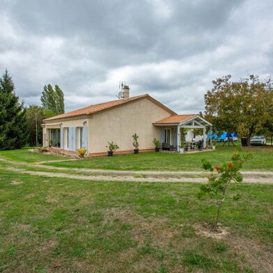 Maison 5 pièces 210400 €