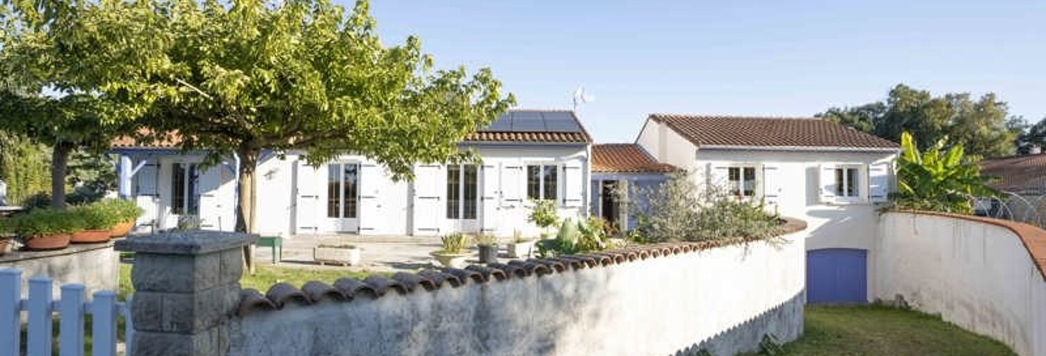 Maison 8 Pièces 160 m² à vendre à Mirambeau (17150)