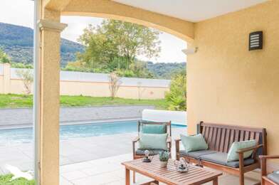 Maison 5 pièces 304000 €