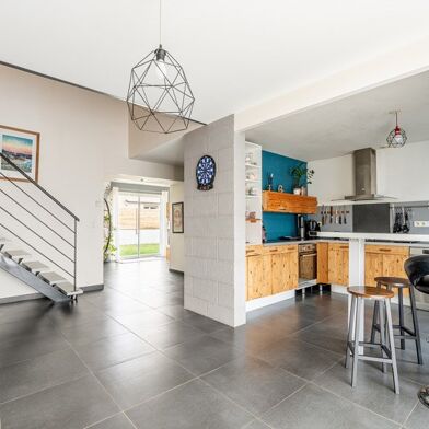 Maison 6 pièces 339455 €