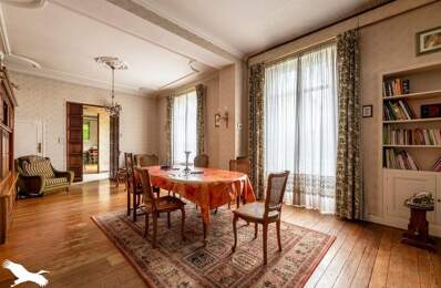 Maison en pierre de 9 pièces principales — photo du bien