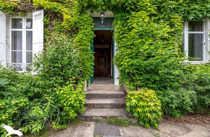 Maison en pierre de 9 pièces principales — photo 2
