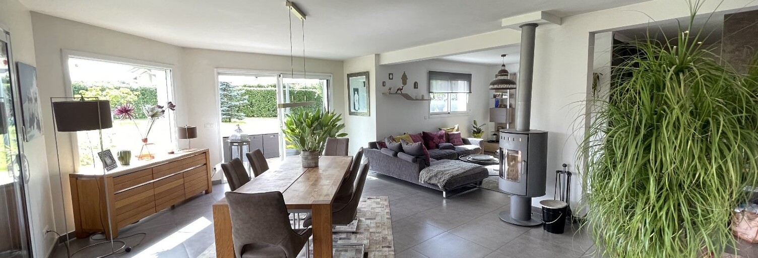 Maison 5 Pièces 159 m² à vendre à Villaz (74370)