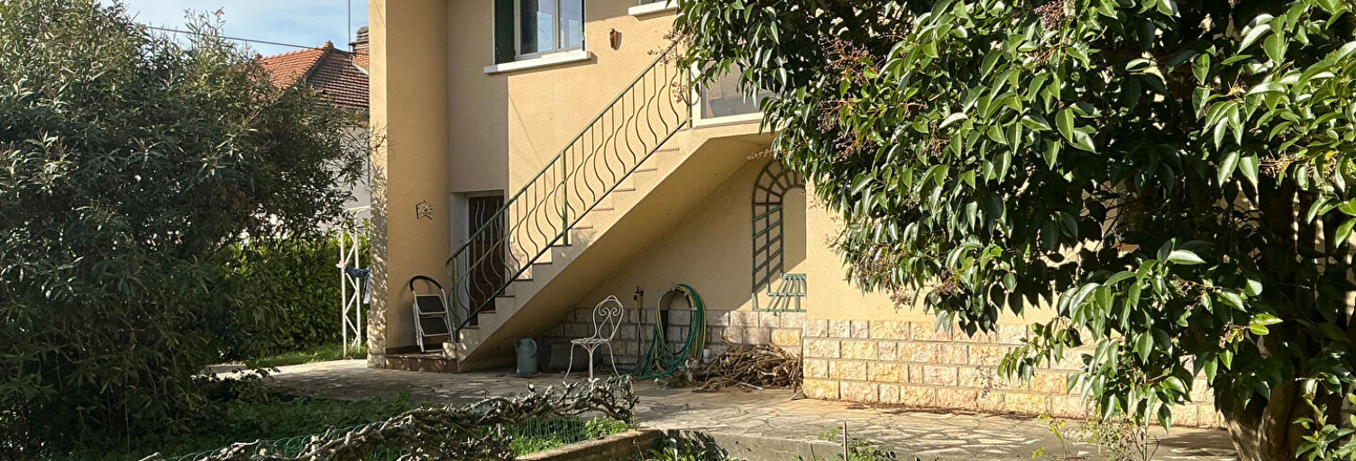 Maison 5 Pièces 108 m² à vendre à Oullins-Pierre-Bénite (69310)