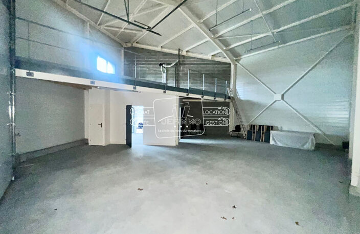 Local d'activité Le Loroux Bottereau 140 m2 — photo 2