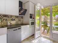 Arles – Maison familiale 157 m² – 5 chambres dont 2 de plain-pied – jardin arboré et clos — photo 4