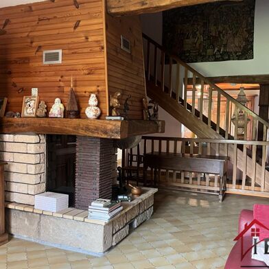 Maison 7 pièces 189000 €