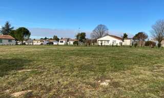 Terrain  780 m² à vendre à Saint-Vaize (17100)