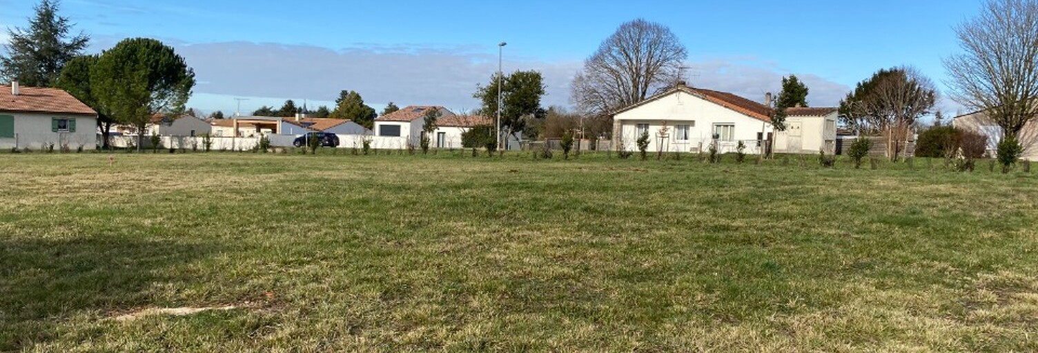 Terrain  780 m² à vendre à Saint-Vaize (17100)