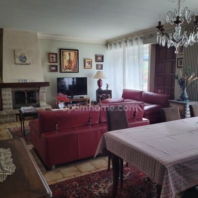 Maison 7 pièces 299900 €